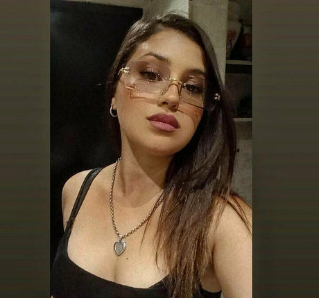 prisuarezx star pornographic gallery