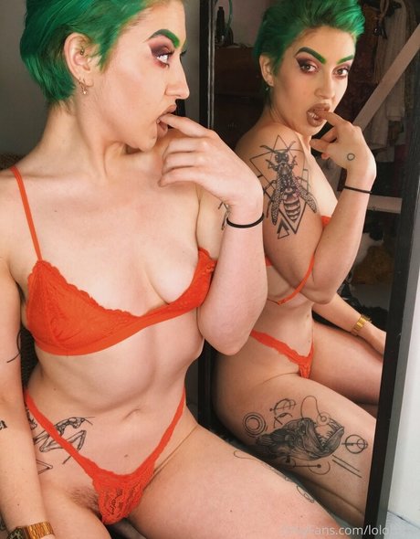 lolobrow star nude pics