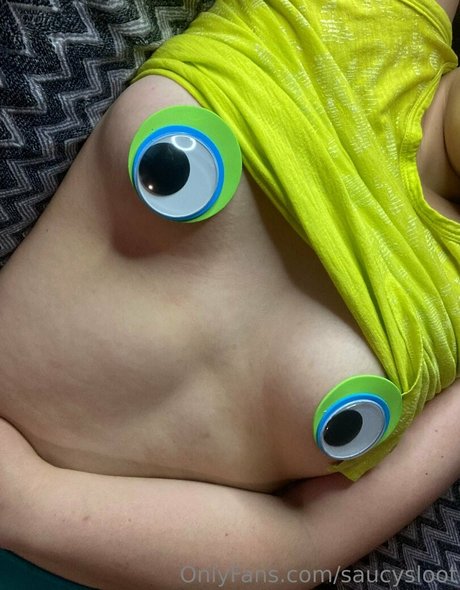 saucysloot nudes actress image
