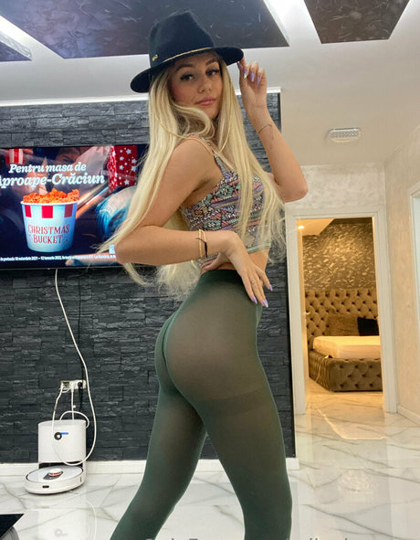 mileyheaven star beautiful pics