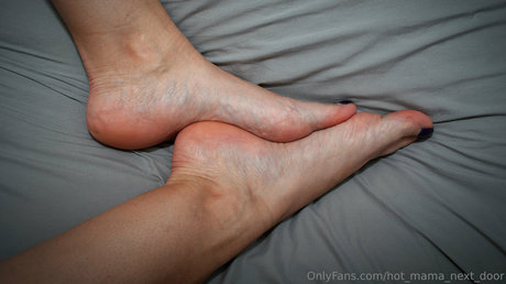 hot mama next door actress images