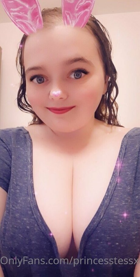princesstessxoxo porn model gallery