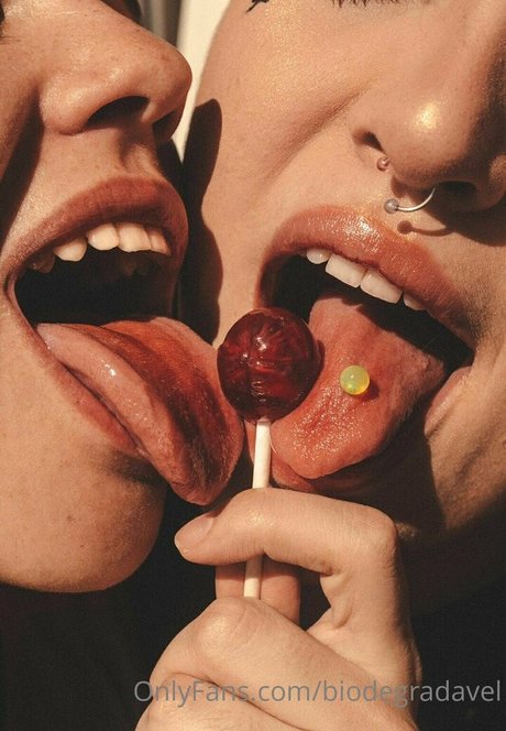 rayziebaby pornstar high quality pics