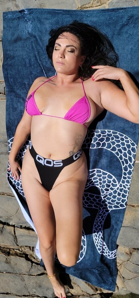 ladyanacondahoa pretty actress pics