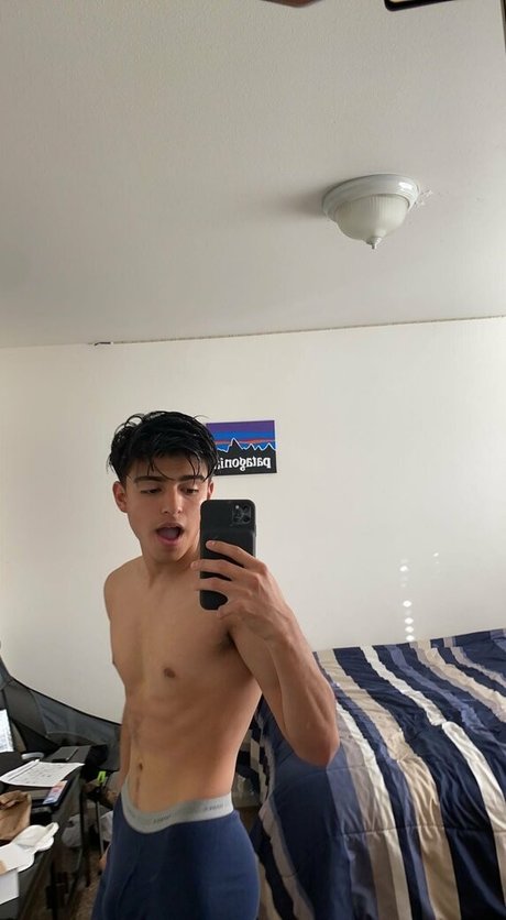 evillxe sexy actress pic