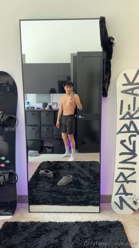 evillxe model erotic pic