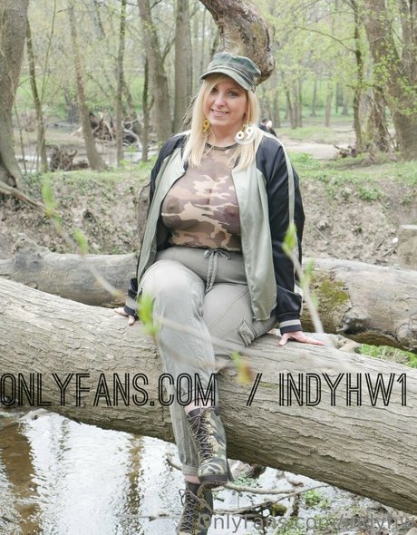 indyhw nude actress picture