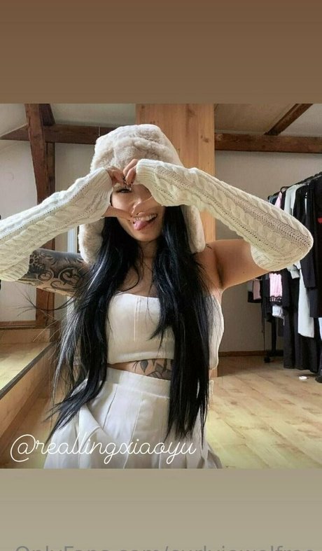 curlyjewelfree sex star pic