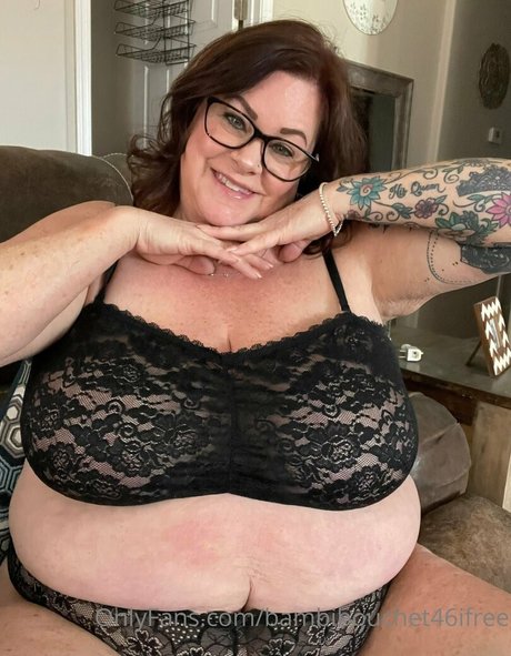 bambibouchet46ifree naked model picture