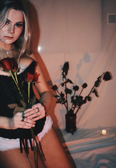 Emily V best actress photo