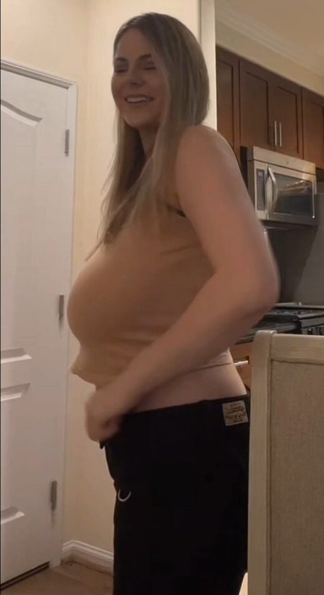 Emily V pornstar erotic pictures