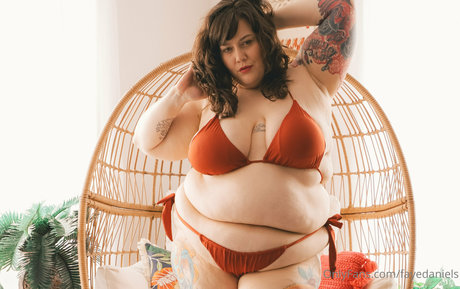 fayedaniels star nice pictures