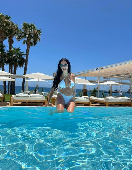 emmietinker sexy pornstar photos