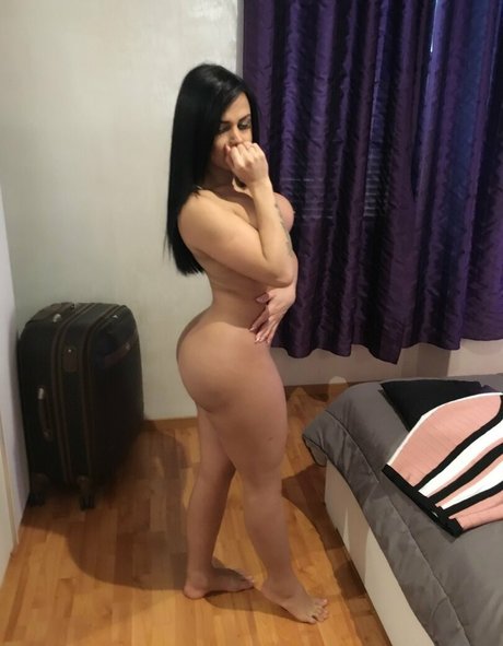 Bruna Butterfly star porn pictures