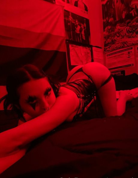 wuvvmia sex star images