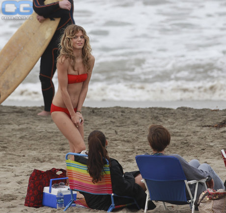 AnnaLynne McCord pretty actress img