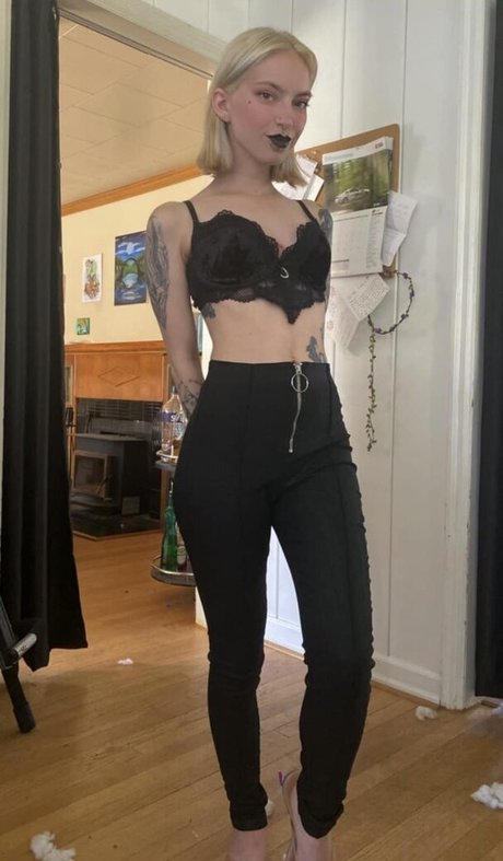 violets cabaret best model galleries