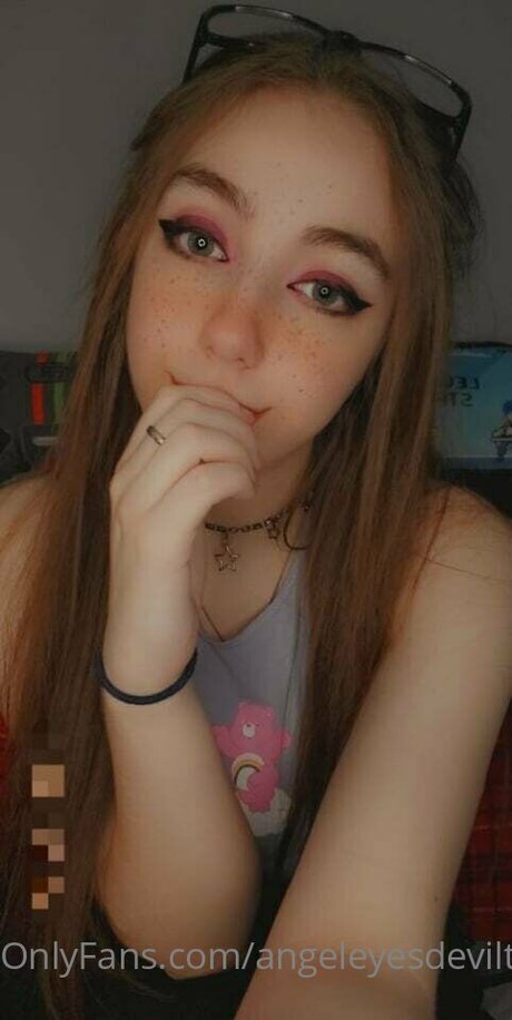 Angel Eyes Devil Thighs pornstar hd photos