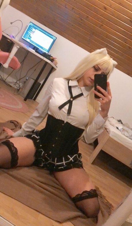 Yumeblume star naked pic