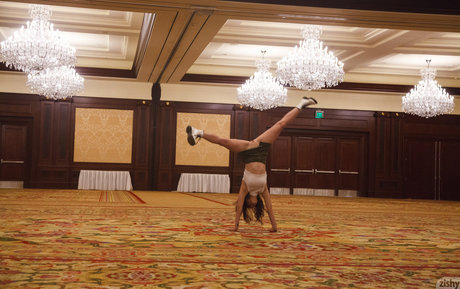 Riley Summers pornstar art pics