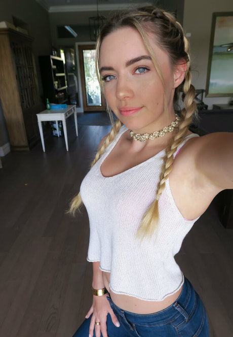 TORY TORY perfect actress pics