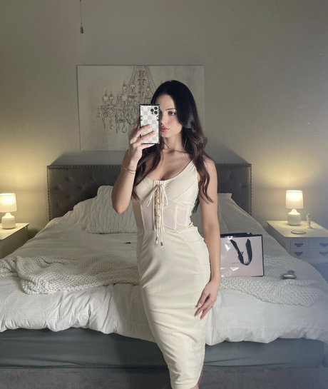 Fernanda Santini star art images