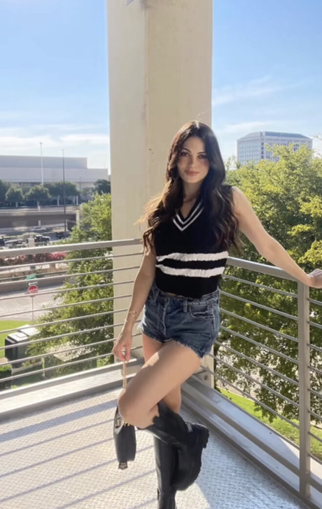 Fernanda Santini hot star picture