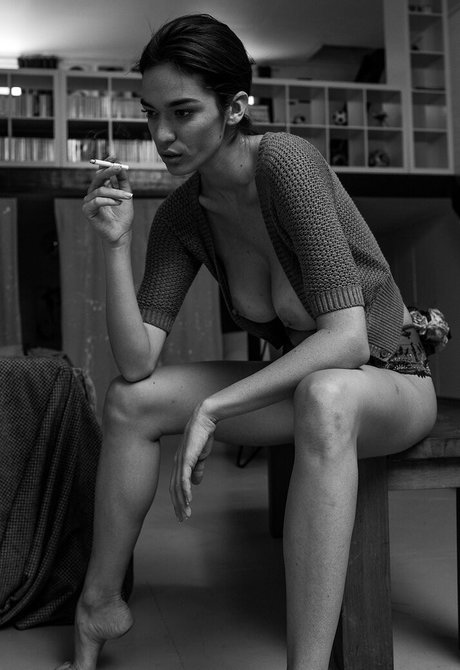 megzlegzz pornstar pretty photos