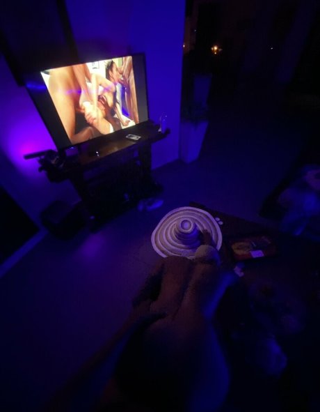 AllynRa model pretty picture