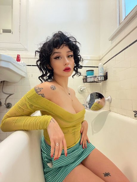 g0atgirl sex actress gallery