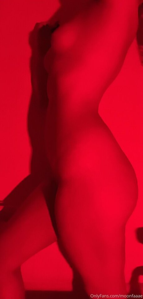 moon faae exclusive pornstar picture