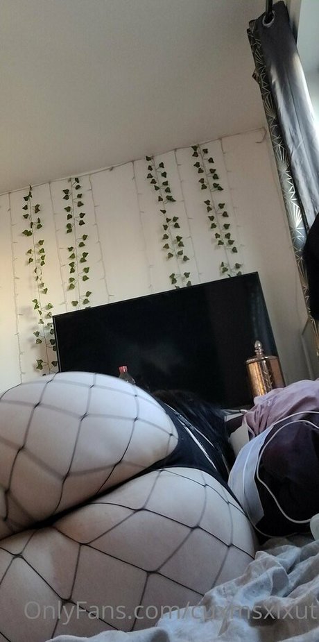 cuxmsxlxut star sex gallery