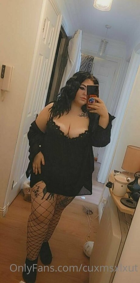 cuxmsxlxut pornstar top photo