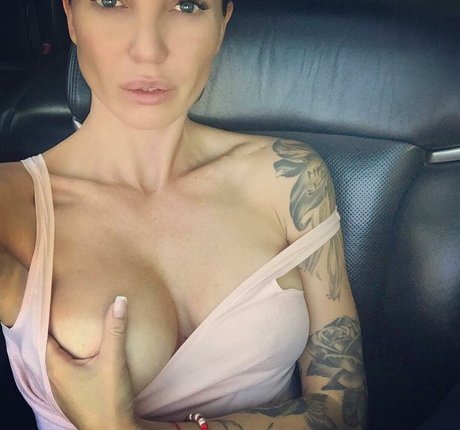 Svetlana Lavrikova naked star gallery