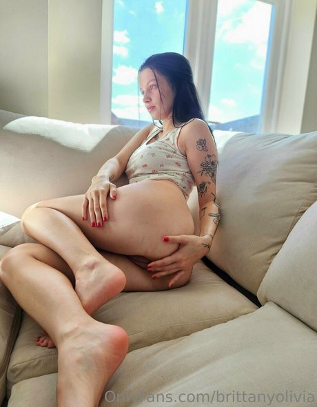 brittanyolivia erotic model gallery