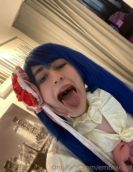 embraceof xxx actress pic