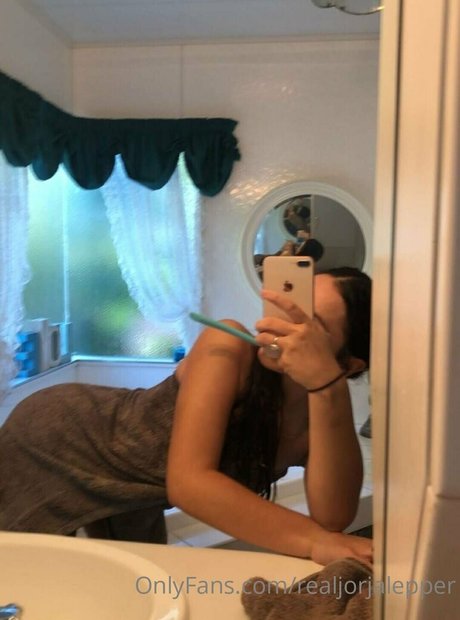 realjorjalepper exclusive star images