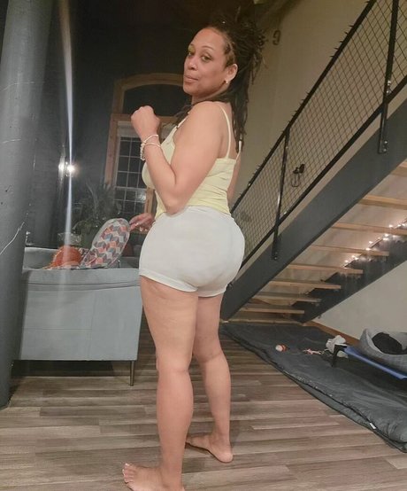 RhodaBlakey star adult pictures