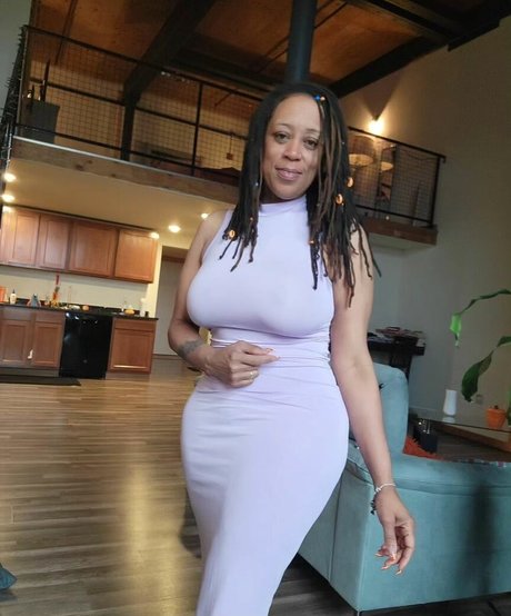 RhodaBlakey model nudes photo