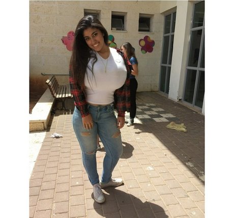 Yuval pretty actress picture