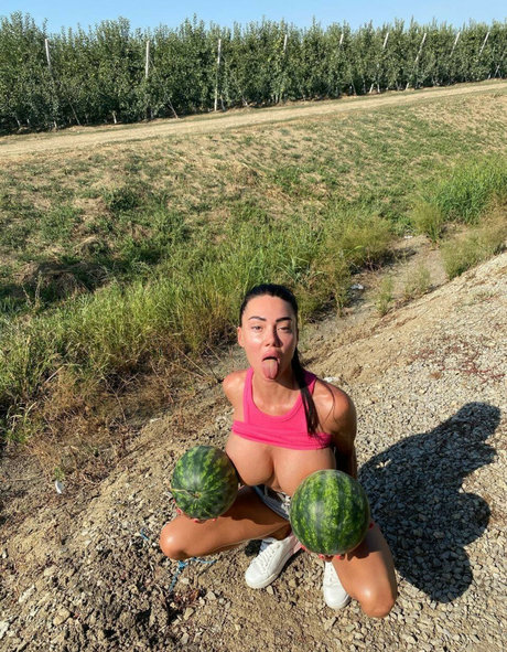 Sexy Alisa star nude photo