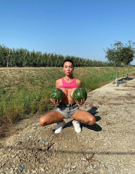 Sexy Alisa pornstar top images