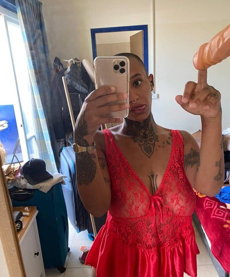 Anna Leeat Krupnik sexy model pics