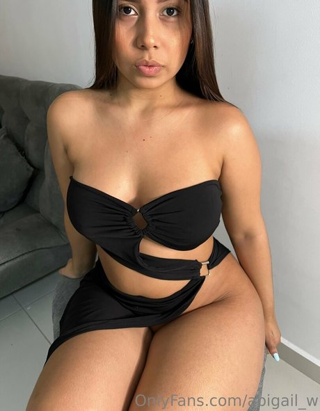 Abigail w hot actress image