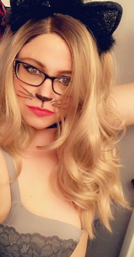 bettieblushe pornographic star pictures