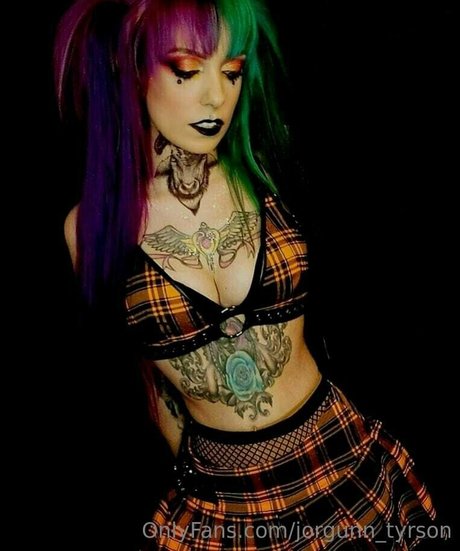 jorgunn tyrson sexy actress photos