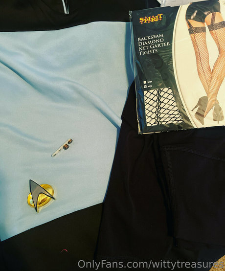 wittytreasures model best photo