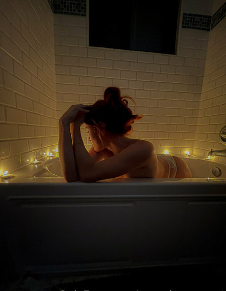 raynebowsecret star pics