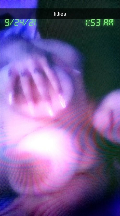 keonavalentine sexy model galleries