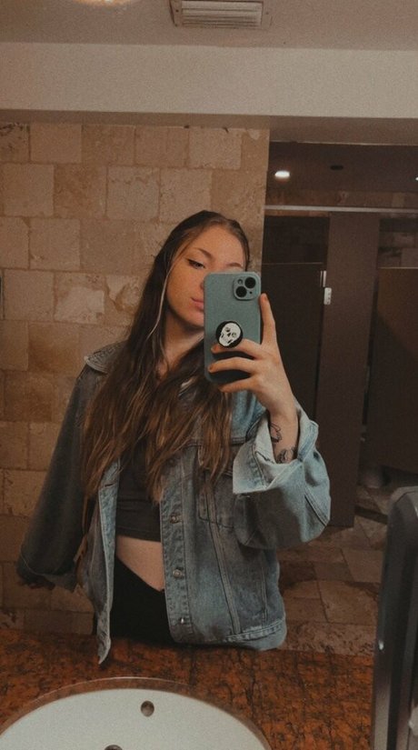 BaileyGoat pornstar photo